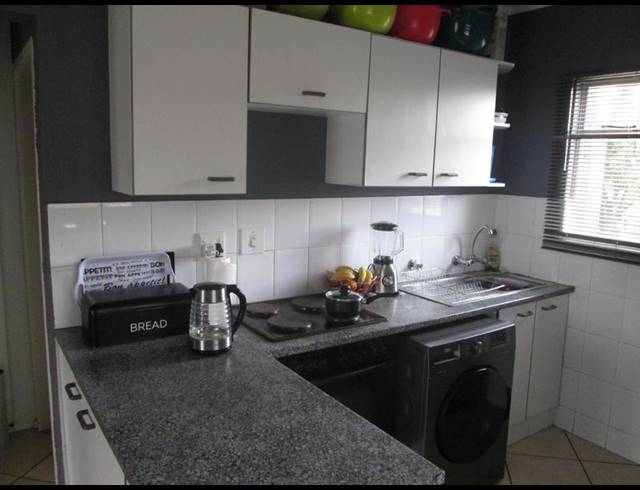 2 BEDROOM TOWNHOUSE FOR SALE IN BONAERO PARK